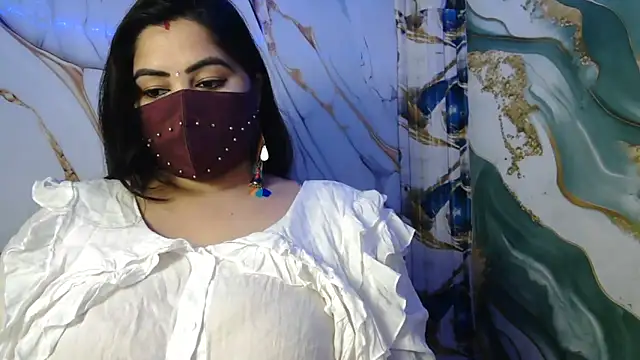 Snapshot of seetatiwari chatting on 04-18-26, 06:32 seetatiwari online show from 04-18-26, 06:32