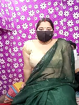 Snapshot of seetatiwari chatting on 03-07-25, 06:33 seetatiwari online show from 03-07-25, 06:33