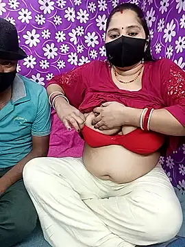 Snapshot of seetatiwari chatting on 02-17-25, 05:36 seetatiwari online show from 02-17-25, 05:36