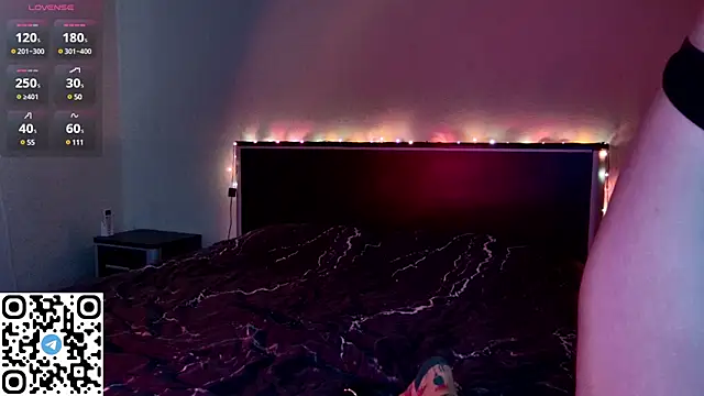 VelvetVivian online show from 02-09-25, 01:46