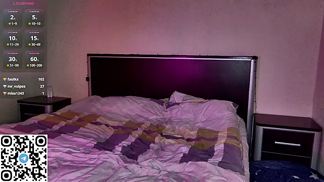 VelvetVivian online show from 03-01-25, 05:05