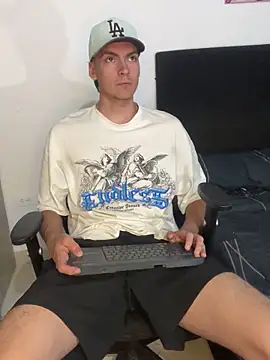 Snapshot of jacknoriz chatting on 02-18-25, 02:27 jacknoriz online show from 02-18-25, 02:27