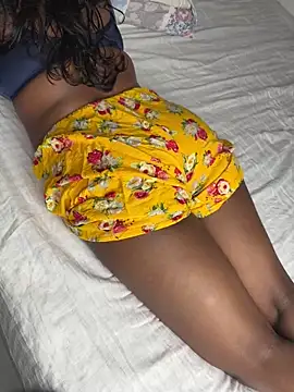 Snapshot of Natasha_is_here chatting on 02-09-25, 01:14 Natasha is here online show from 02-09-25, 01:14