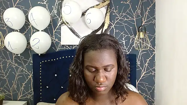 Snapshot of shanntall_tk chatting on 10-02-25, 07:39 shanntall tk online show from 10-02-25, 07:39