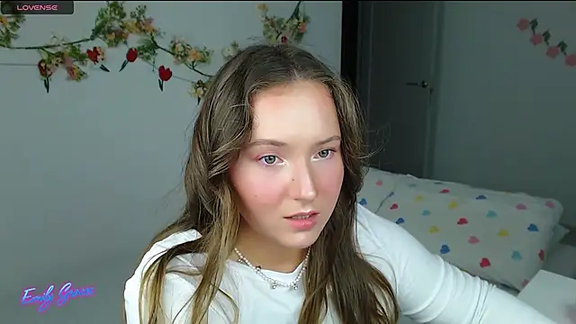 Snapshot of EmilyxxGraces chatting on 05-02-26, 06:13 EmilyxxGraces online show from 05-02-26, 06:13