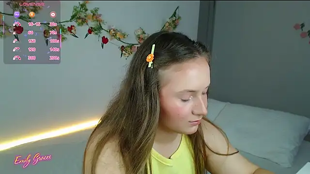 Snapshot of EmilyxxGraces chatting on 07-14-26, 10:38 EmilyxxGraces online show from 07-14-26, 10:38