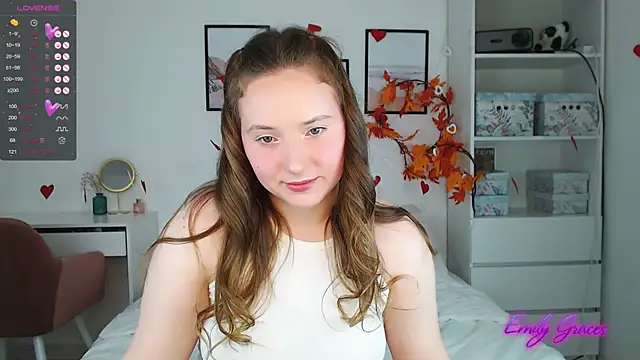 Snapshot of EmilyxxGraces chatting on 03-03-25, 09:15 EmilyxxGraces online show from 03-03-25, 09:15