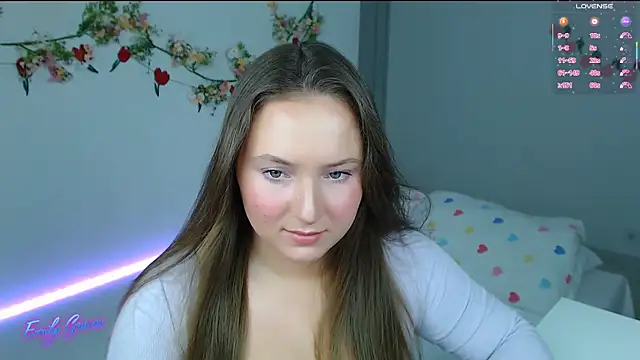 Snapshot of EmilyxxGraces chatting on 05-03-26, 07:50 EmilyxxGraces online show from 05-03-26, 07:50