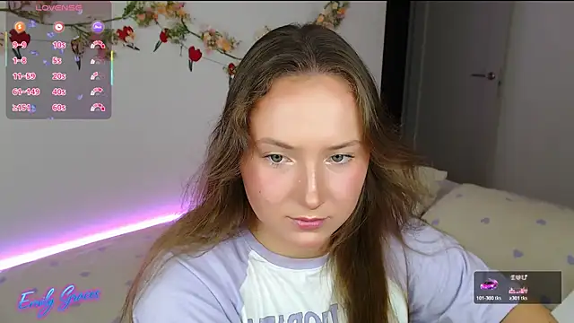 Snapshot of EmilyxxGraces chatting on 07-31-26, 11:24 EmilyxxGraces online show from 07-31-26, 11:24