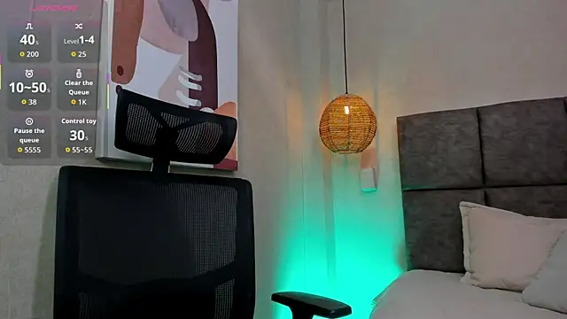 elizabeth 20 online show from 10-16-25, 07:11