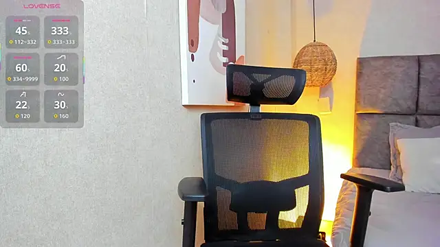 elizabeth 20 online show from 10-09-25, 07:14