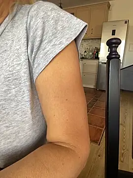 DeboraXporn online show from 10-22-25, 12:37