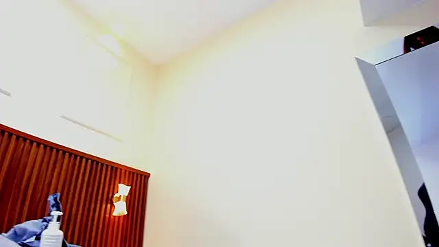 Snapshot of MELINAMARTINS chatting on 03-20-25, 10:40 MELINAMARTINS online show from 03-20-25, 10:40