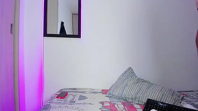 MELINAMARTINS online show from 03-17-26, 09:29