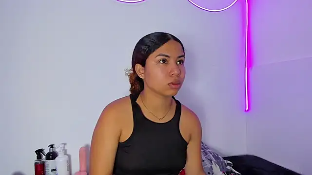 MELINAMARTINS online show from 02-04-26, 08:48