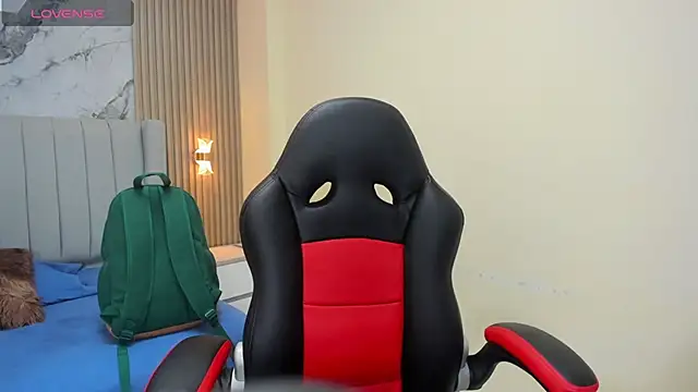 MELINAMARTINS online show from 01-13-26, 08:35