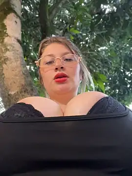Snapshot of aurora_coldd chatting on 07-02-26, 10:16 aurora coldd online show from 07-02-26, 10:16