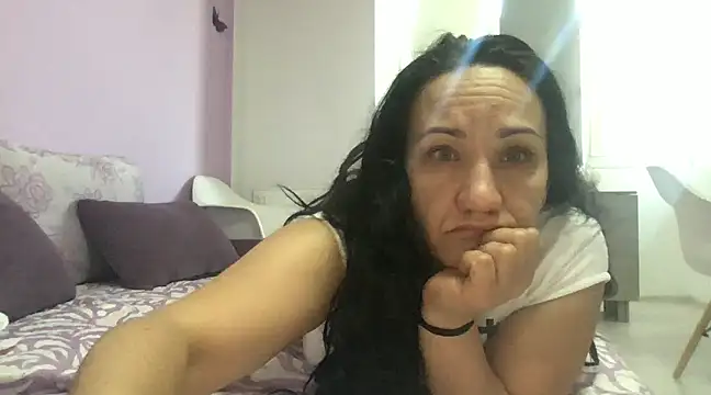 karllaa1234 online show from 03-09-25, 07:56