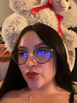 Snapshot of ValentinaOrtiz3 chatting on 04-10-26, 11:56 ValentinaOrtiz3 online show from 04-10-26, 11:56