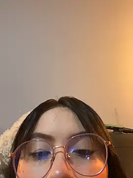 ValentinaOrtiz3 online show from 09-18-25, 01:08