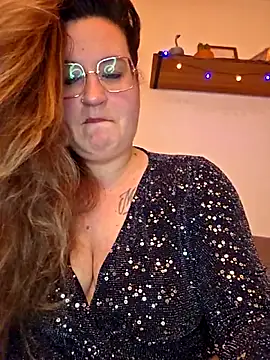 justtess online show from 12-13-25, 08:15