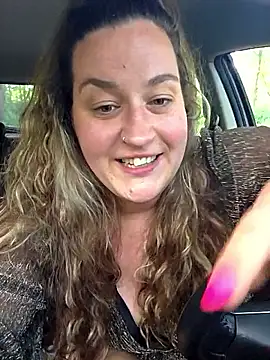 Snapshot of justtess chatting on 05-11-26, 04:04 justtess online show from 05-11-26, 04:04