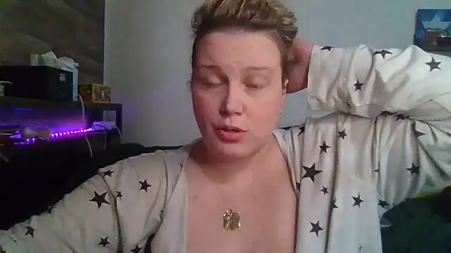 Jezebel888 online show from 03-19-25, 06:12