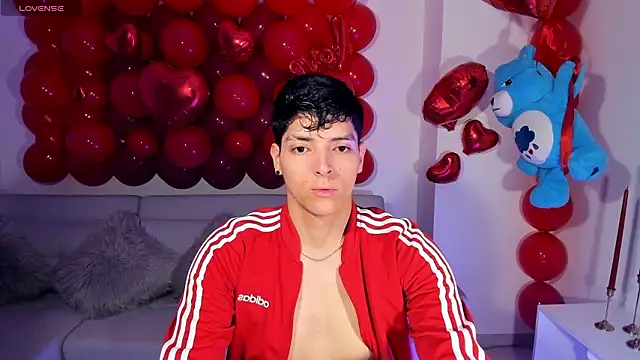  JacobMiller   online show from 02-13-26, 01:16