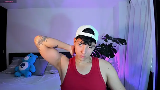  JacobMiller   online show from 09-23-25, 03:08