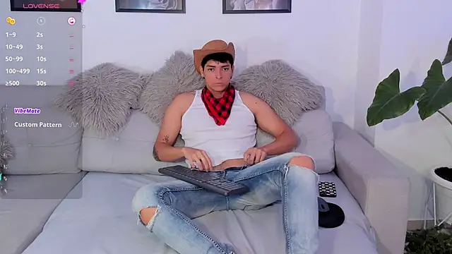  JacobMiller   online show from 02-27-25, 08:53