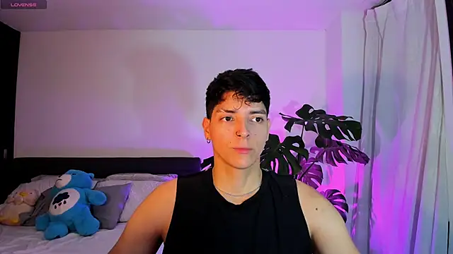  JacobMiller   online show from 09-17-25, 10:01