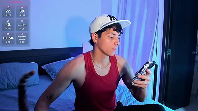  JacobMiller   online show from 11-11-25, 09:31