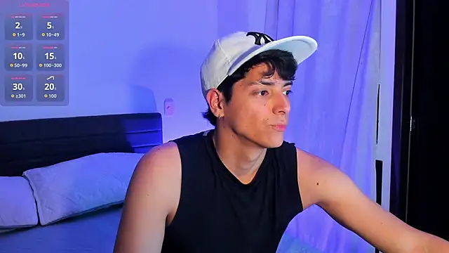  JacobMiller   online show from 11-12-25, 09:40