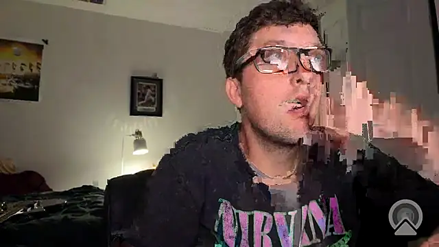 Snapshot of Milflover96 chatting on 05-21-26, 01:58 Milflover96 online show from 05-21-26, 01:58