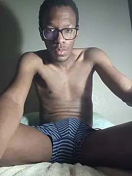 Snapshot of CrescentDick chatting on 03-19-26, 10:10 CrescentDick online show from 03-19-26, 10:10