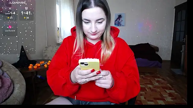 YourSwetiwGirl online show from 10-18-25, 10:17