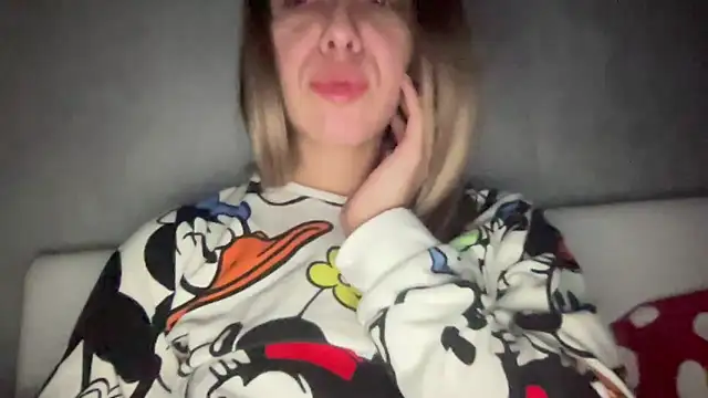 sarrah rossy online show from 11-23-25, 10:31