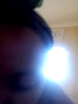 Snapshot of Coco_Nile chatting on 10-04-25, 01:34 Coco Nile online show from 10-04-25, 01:34