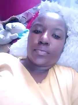 Snapshot of Coco_Nile chatting on 03-12-25, 09:55 Coco Nile online show from 03-12-25, 09:55