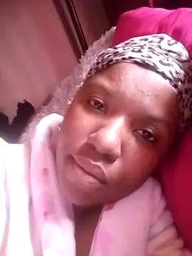 Snapshot of Coco_Nile chatting on 09-24-25, 11:17 Coco Nile online show from 09-24-25, 11:17