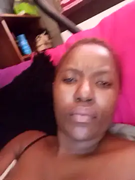 Snapshot of Coco_Nile chatting on 02-24-25, 11:43 Coco Nile online show from 02-24-25, 11:43