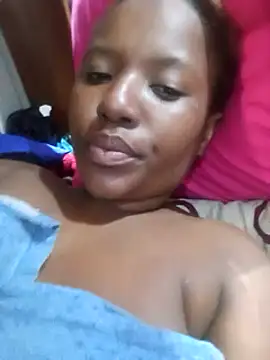 Snapshot of Coco_Nile chatting on 03-19-25, 08:00 Coco Nile online show from 03-19-25, 08:00