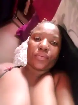 Snapshot of Coco_Nile chatting on 03-10-25, 11:55 Coco Nile online show from 03-10-25, 11:55