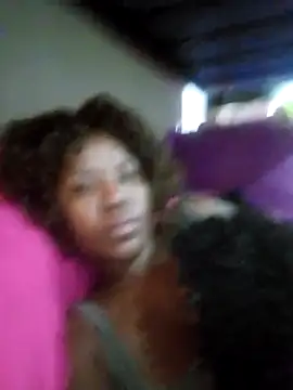 Snapshot of Coco_Nile chatting on 02-18-25, 08:25 Coco Nile online show from 02-18-25, 08:25