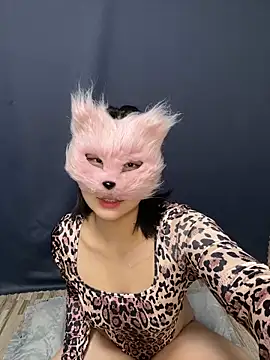 Snapshot of Kor_Cat chatting on 02-26-25, 02:59 Kor Cat online show from 02-26-25, 02:59