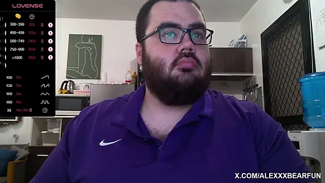Snapshot of alexxxbear chatting on 11-23-25, 02:27 alexxxbear online show from 11-23-25, 02:27