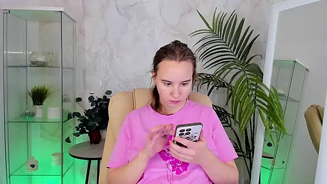 Lika 0ne online show from 01-06-26, 12:09