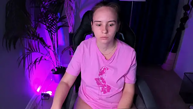 Lika 0ne online show from 10-10-25, 11:11