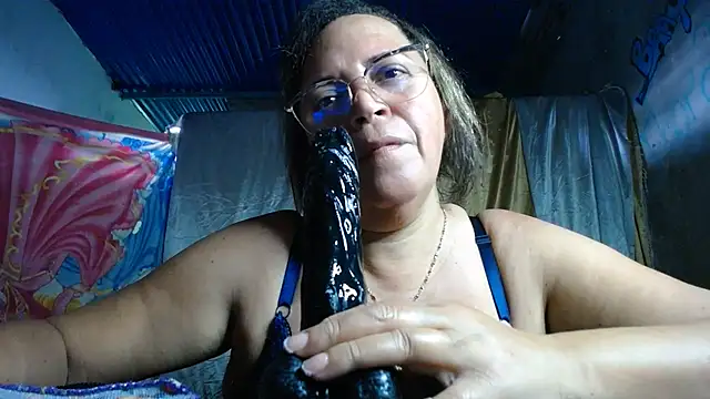 Snapshot of alina_maturehot chatting on 07-05-26, 07:54 alina maturehot online show from 07-05-26, 07:54
