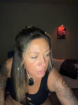 bossyroxy84 online show from 11-21-25, 12:53